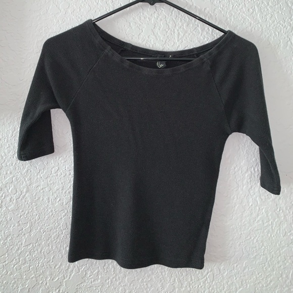 Women’s top - Picture 2 of 4